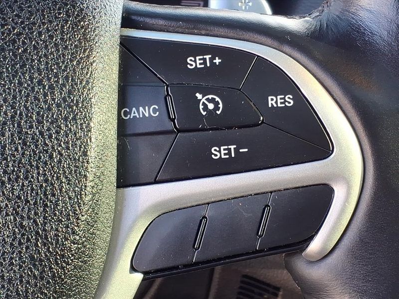 Used 2015 Jeep Grand Cherokee AltitudeImage 22