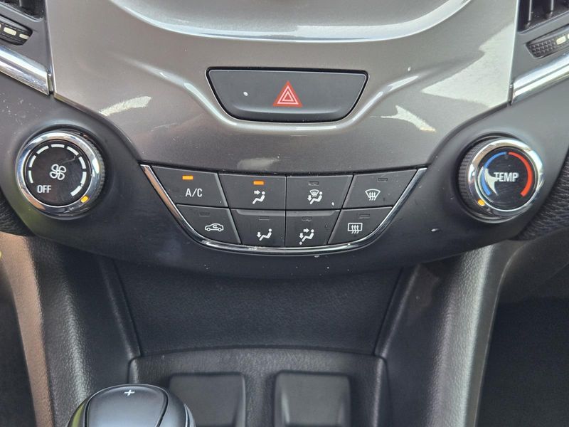 Used 2018 Chevrolet Cruze 4dr Sdn 1.4L LT w/1SD