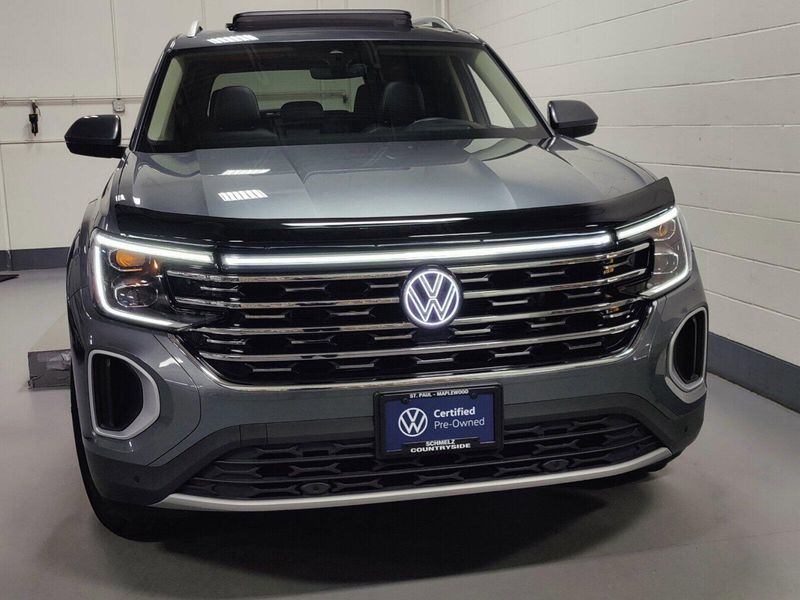 2024 Volkswagen Atlas SEL AWD w/Sunroof/NavImage 2