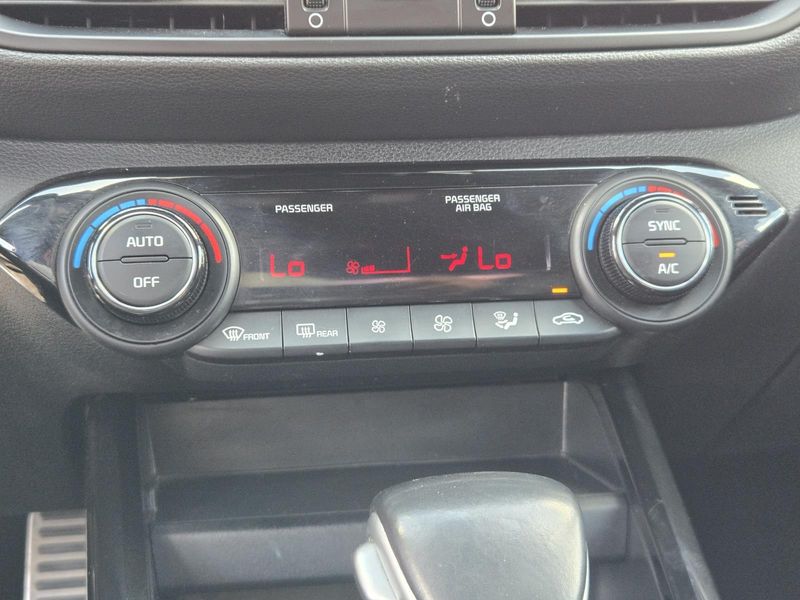 Used 2023 Kia Forte GT-Line IVT