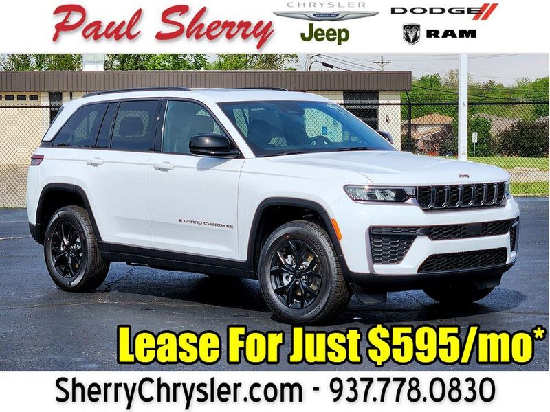 New 2026 Jeep Grand Cherokee Laredo Altitude 4x4