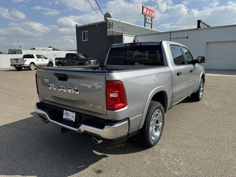 2025 RAM 1500 Big Horn Crew Cab 4x4 5