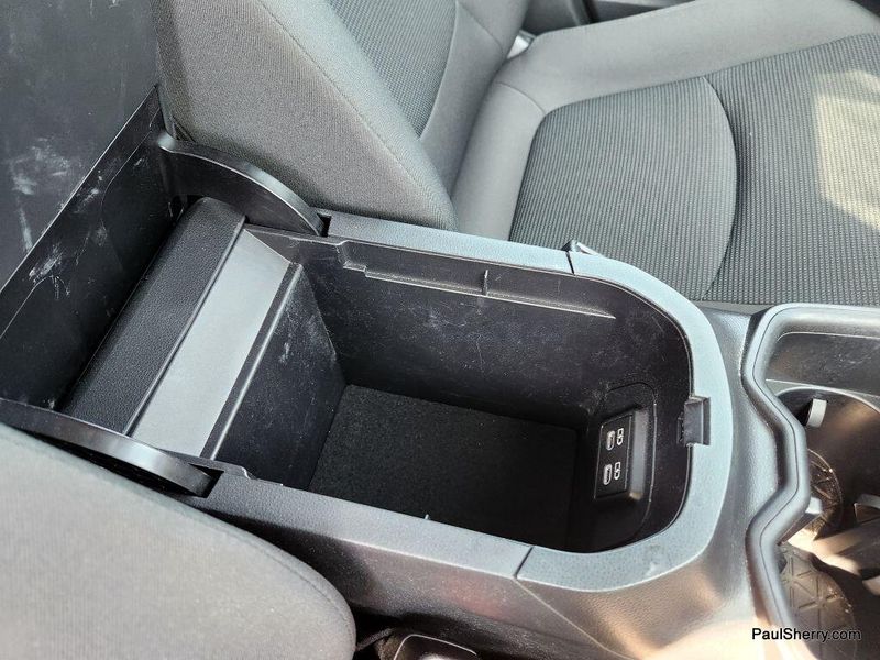 2024 Toyota RAV4 Hybrid LE photo 36