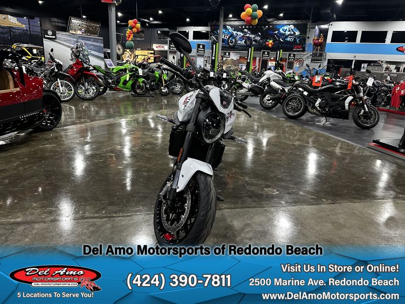 2024 Ducati MONSTER PLUS  in a ICE WHITE exterior color. Del Amo Motorsports of Redondo Beach (424) 304-1660 delamomotorsports.com 