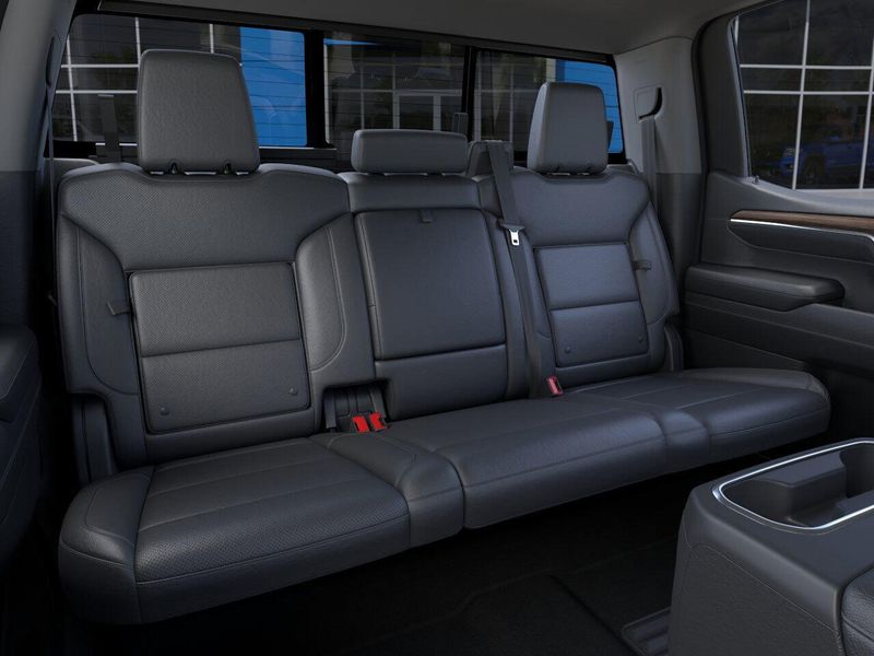 2025 Chevrolet Silverado 1500 LTImage 17