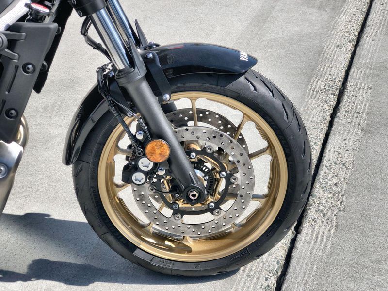 New 2026 Yamaha XSR700 Image 19