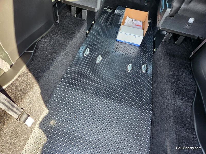 New 2026 Chrysler Voyager LX