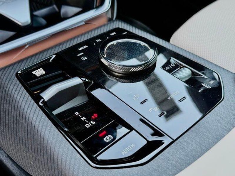 New 2026 BMW X3 30 xDriveImage 24