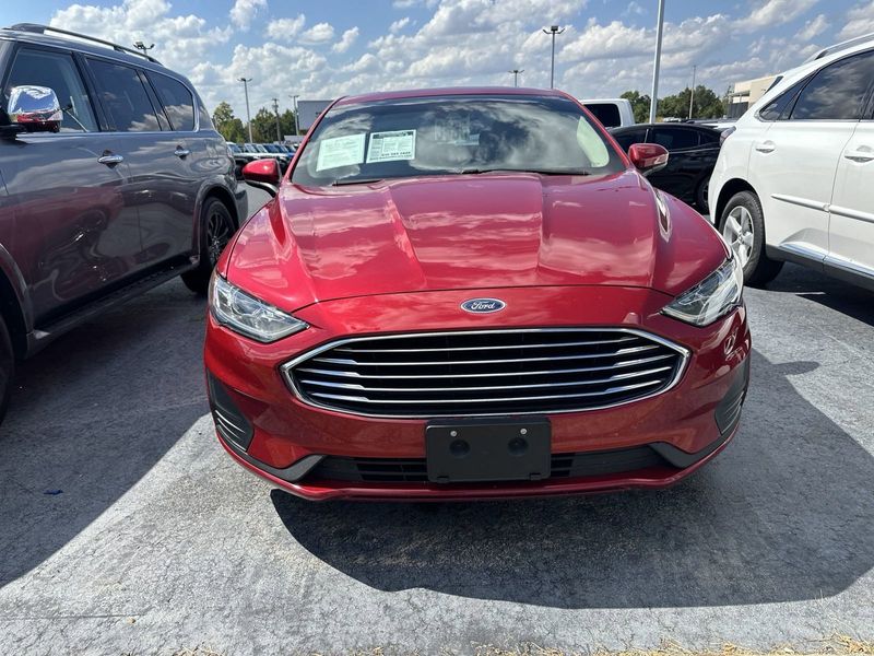 2020 Ford Fusion SEImage 2