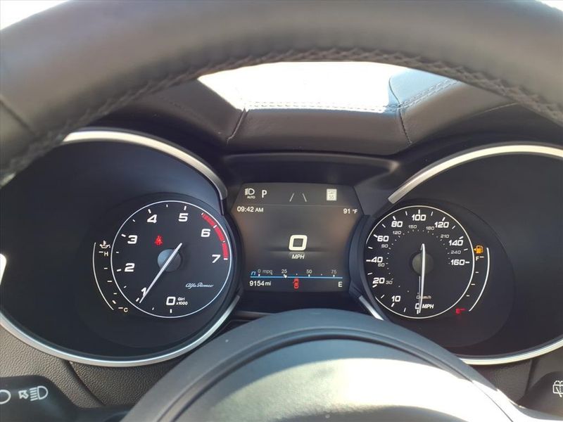 Used 2023 Alfa Romeo Stelvio VeloceImage 24