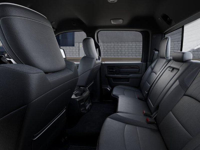 New 2027 RAM 2500 Limited Crew Cab 4x4 6