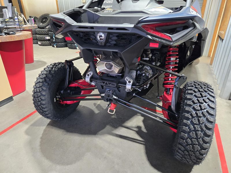 2025 Can-Am MAVERICK R MAX X RS 999T DUSTY NAVY AND LEGION RED Image 7