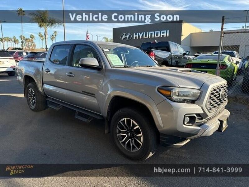 2021 Toyota Tacoma TRD SportImage 3