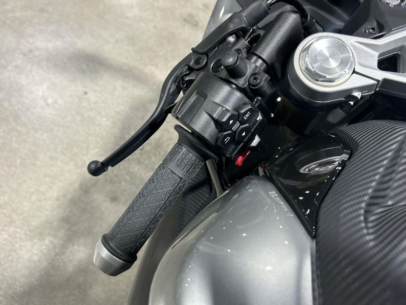 2025 CFMOTO 450SS Image 20