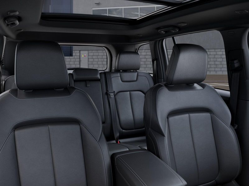 New 2026 Jeep Grand Cherokee Limited 4x4Image 26