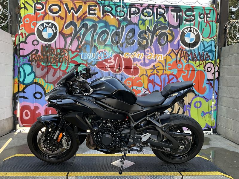 2021 Kawasaki Z H2 Image 4