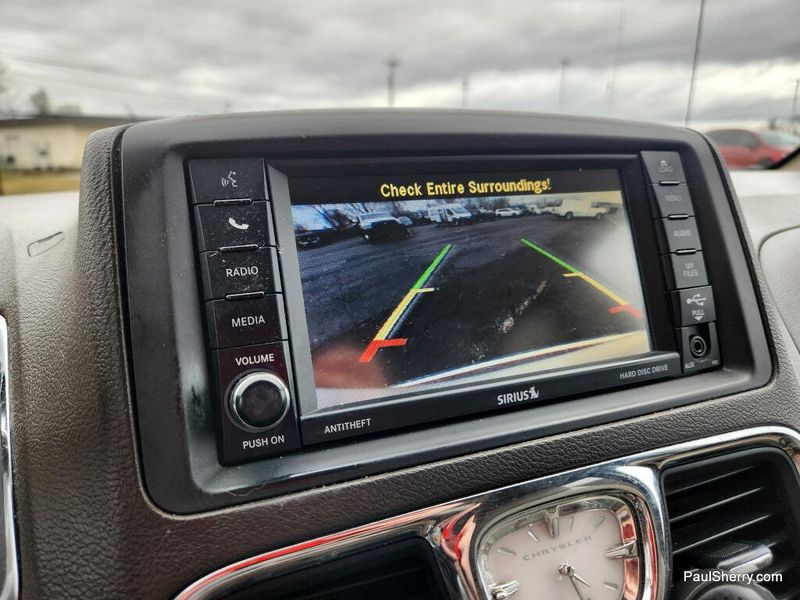 Used 2014 Chrysler Town & Country Touring