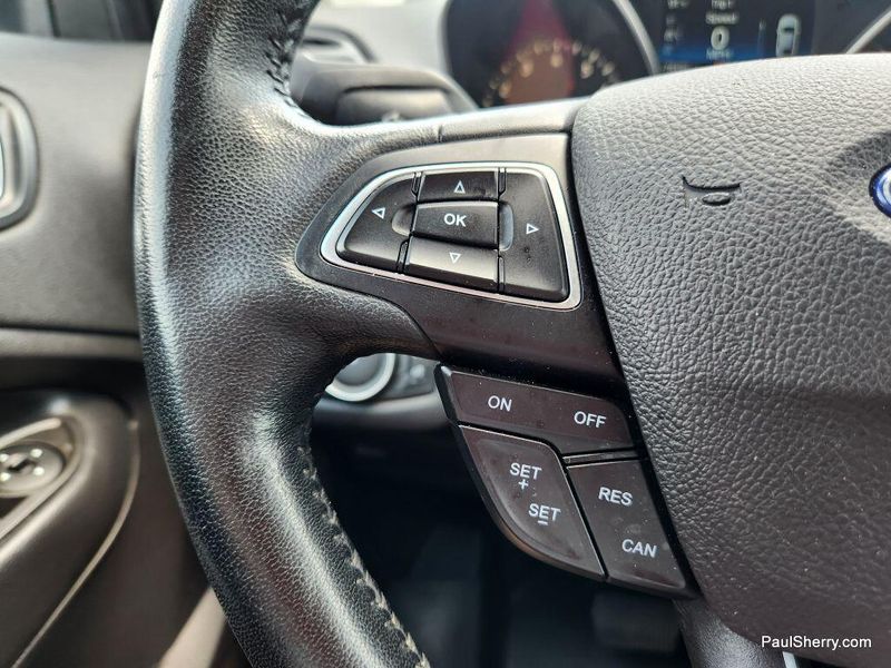 Used 2019 Ford Escape TitaniumImage 31