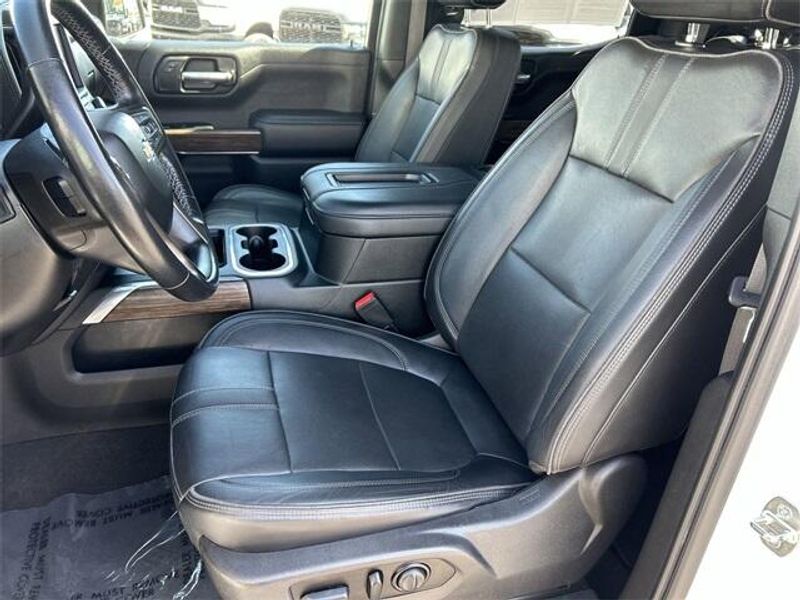 Used 2022 Chevrolet Silverado 1500 LTD High CountryImage 18
