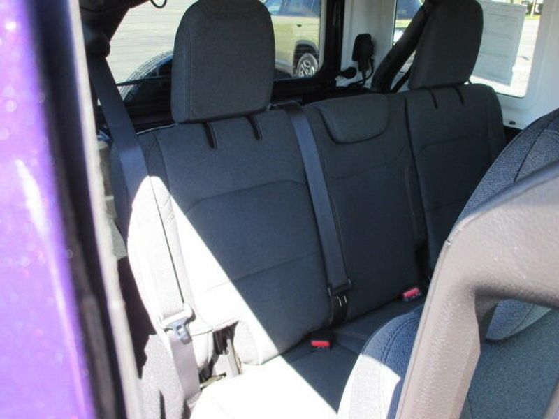 New 2026 Jeep Wrangler 4-door Sport SImage 25