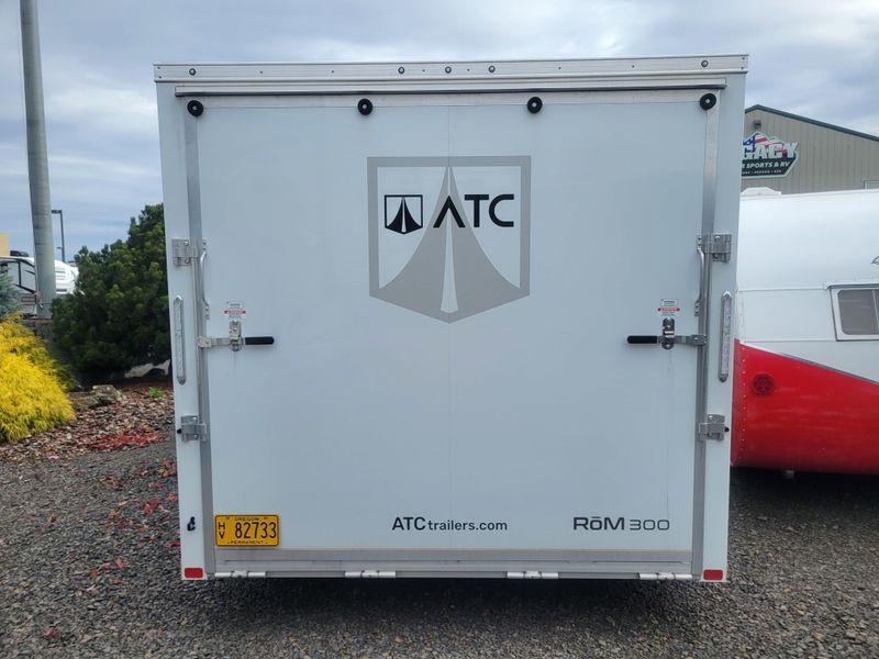 Used 2023 ALUMINUM TRAILER CO ROM 300 8.5X20 Image 3