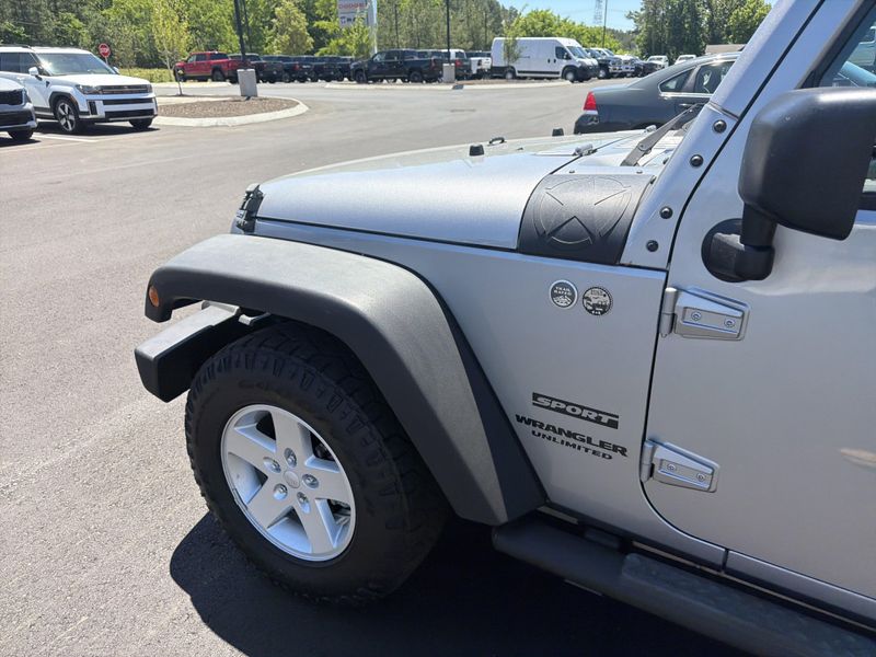 Used 2017 Jeep Wrangler Unlimited SportImage 20