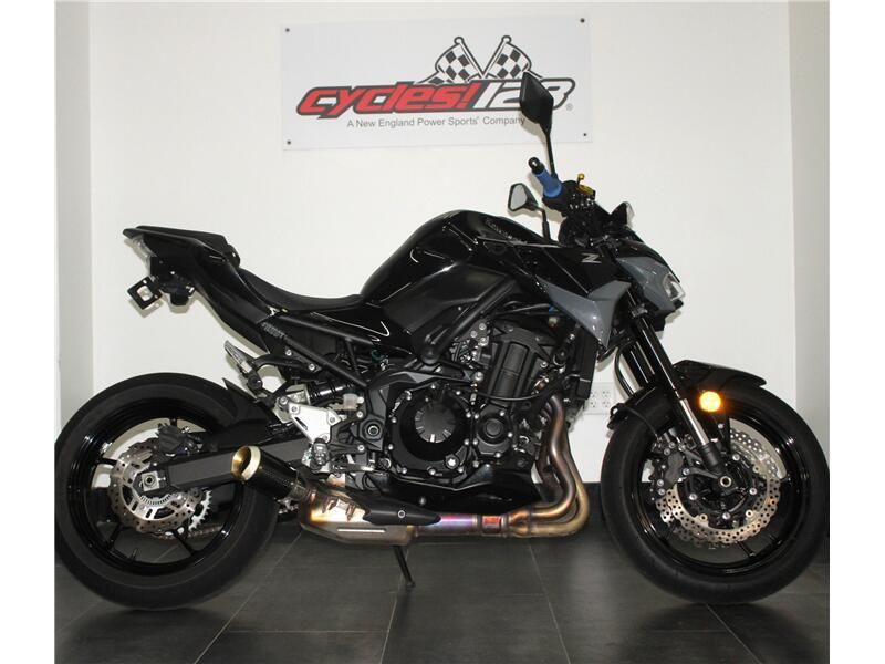 Used 2024 Kawasaki Z900 ABS Image 1