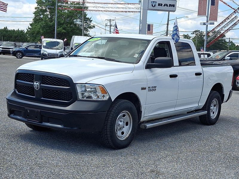 2018 Ram 1500 Tradesman photo 2