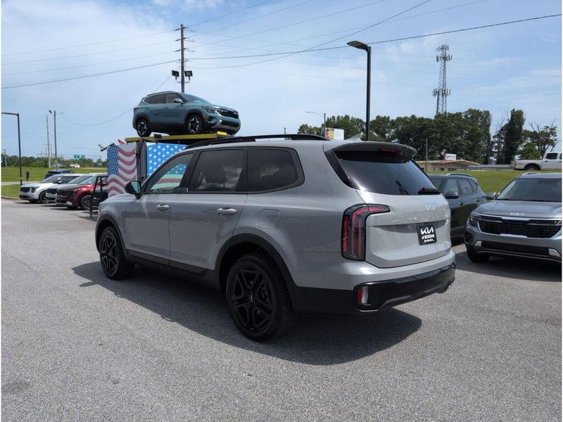 2024 Kia Telluride EX X-LineImage 3