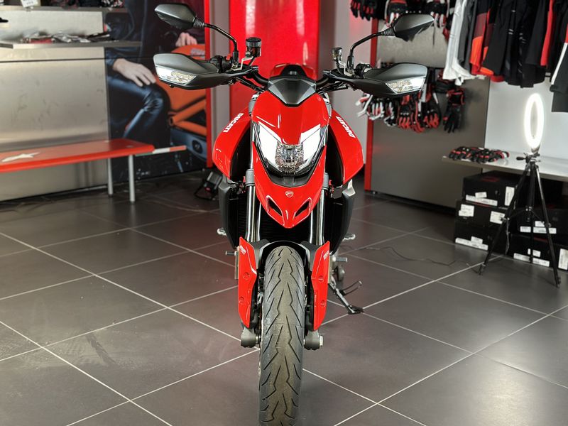 2024 Ducati HYPERMOTARD 950Image 4