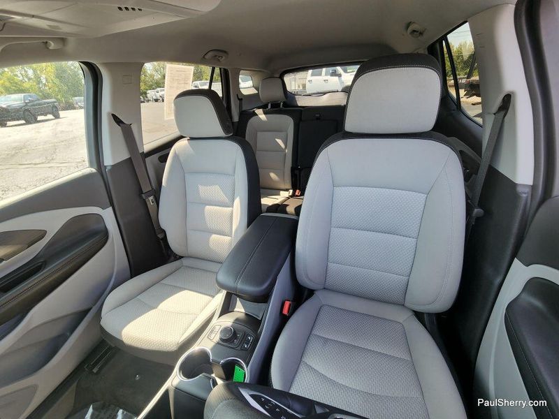 Used 2023 GMC Terrain SLE