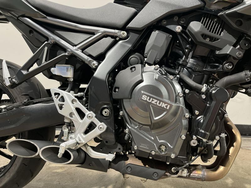 Used 2023 Suzuki GSX-8S Image 21