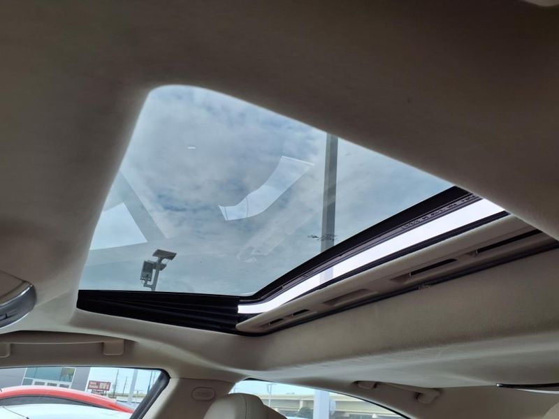 Used 2014 Maserati Ghibli Image 5