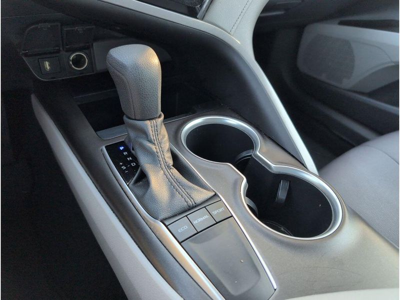 Used 2024 Toyota Camry LEImage 19