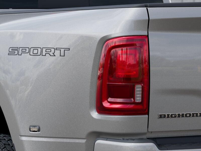 New 2027 RAM 3500 Big HornImage 9