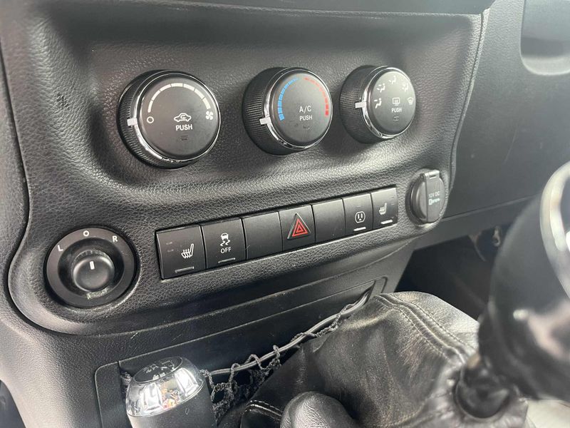 Used 2013 Jeep Wrangler JK Image 19