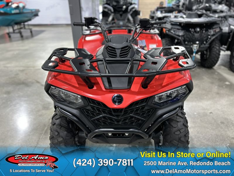 2024 CFMOTO CF400AU-6S  in a ROCKET RED exterior color. Del Amo Motorsports of Redondo Beach (424) 304-1660 delamomotorsports.com 