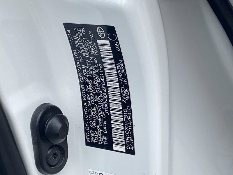Used 2015 Toyota Prius ThreeImage 30