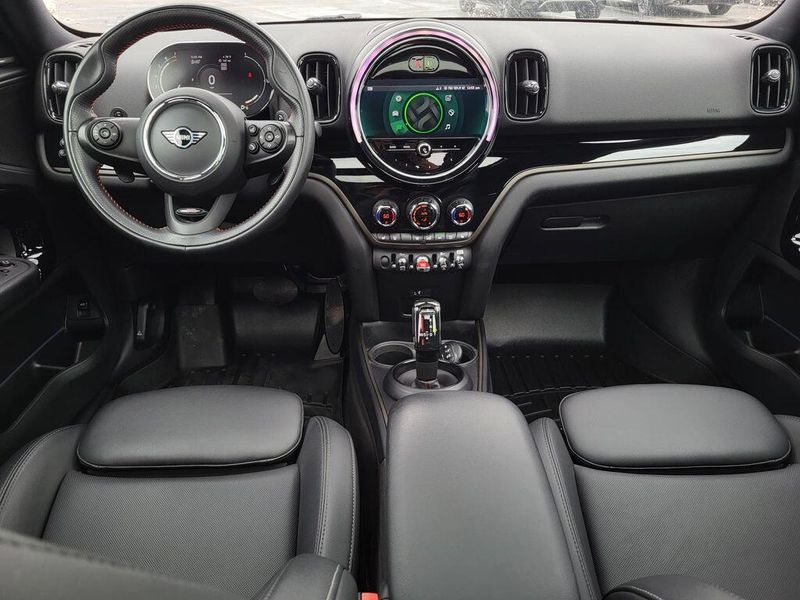 2021 MINI Countryman ClassicImage 30