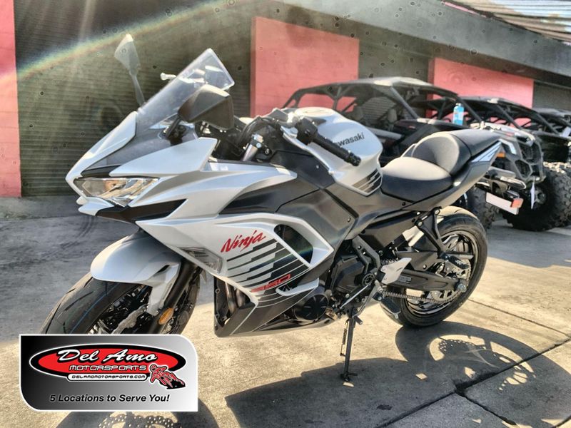 New 2026 Kawasaki NINJA 650 ABS Image 1