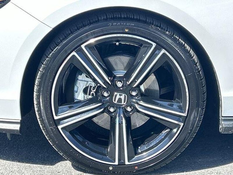 Used 2024 Honda Accord Hybrid SportImage 10