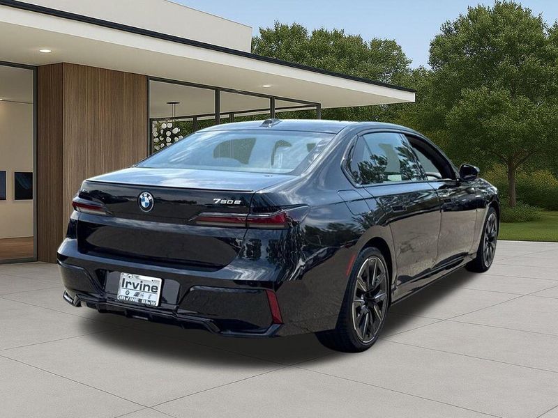 New 2026 BMW 7 Series 750e xDriveImage 8