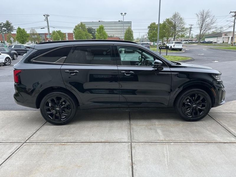 2021 Kia Sorento SXImage 4