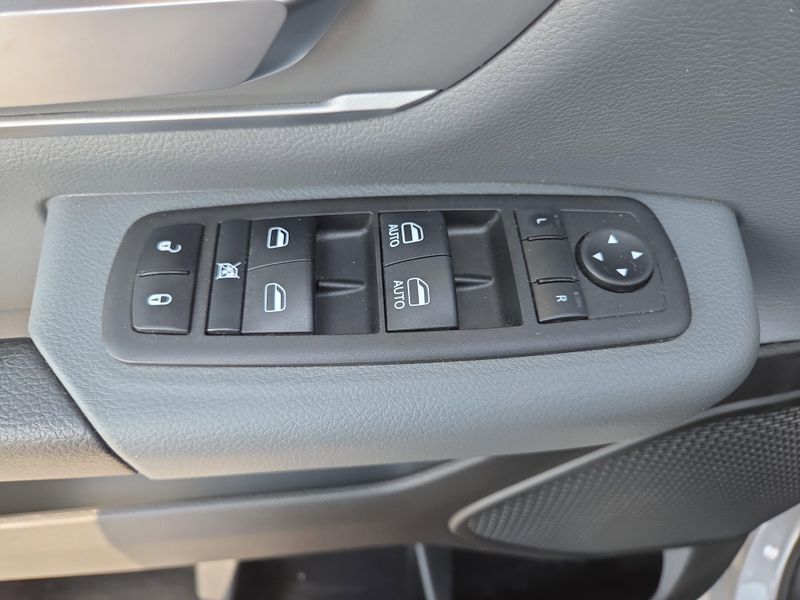 2022 Ram 1500 Big Horn Lone Star photo 33