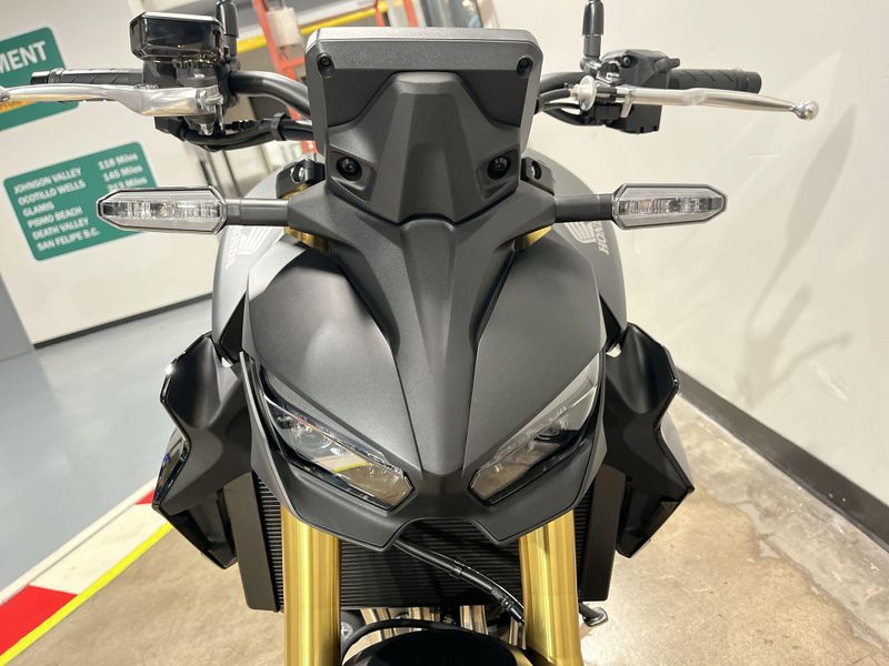 New 2025 Honda CB1000 HORNET SP Image 11