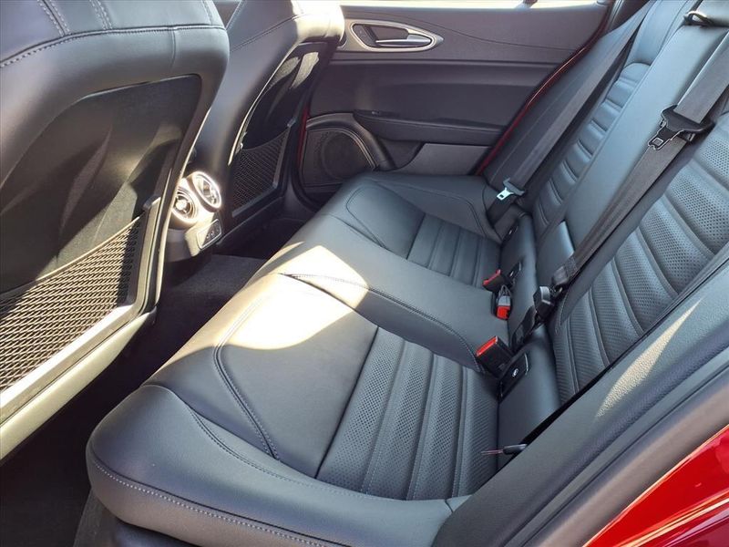 New 2026 Alfa Romeo GiuliaImage 11