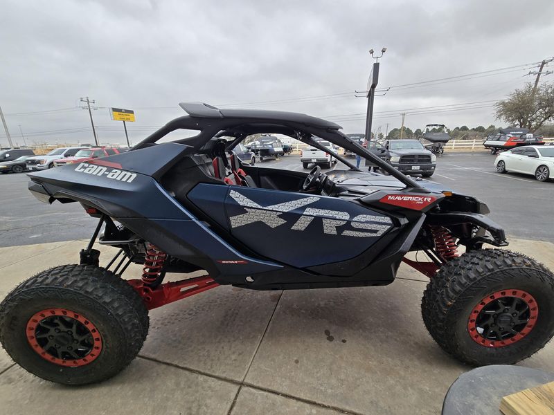 2025 Can-Am MAVERICK R X RS 999T DCT DUSTY NAVY AND LEGION REDImage 3