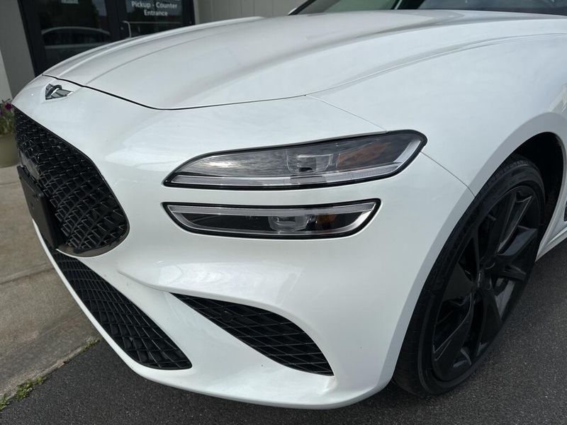 2022 Genesis G70 3.3TImage 10