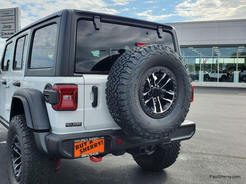 2024 Jeep Wrangler 4-door RubiconImage 8