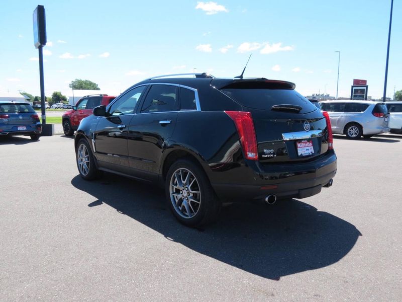 Used 2011 Cadillac SRX Premium Collection AWD 4dr SUVImage 4